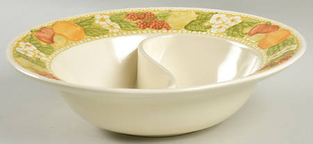 Della Robbia Round Divided Vegetable Bowl