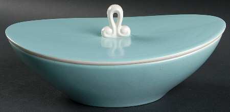 Del Rey Oval Covered Vegetable