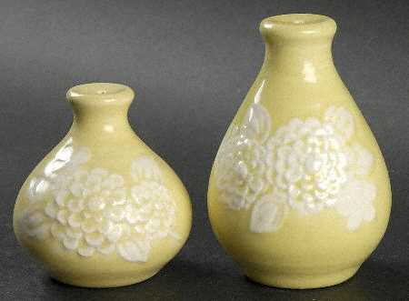 Flora Lace Salt & Pepper Set