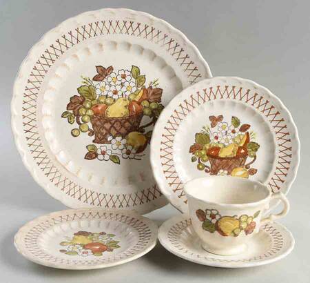 Fruit Basket 40 Piece Estate Set