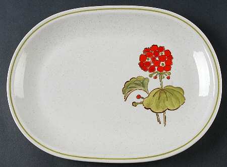Geranium 10" Oval Serving Platter