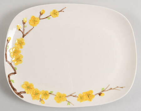Golden Blossom 13" Oval Serving Platter by Metlox - Poppytrail - Vernon