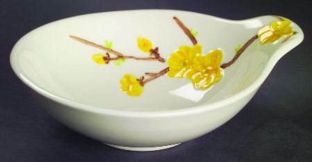 Golden Blossom Lugged Soup Bowl