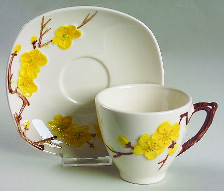 Golden Blossom Flat Cup & Saucer Set