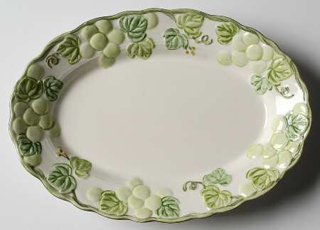 Grape Arbor Green 9" Oval Serving Platter
