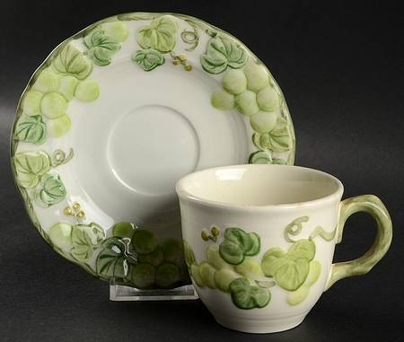 Grape Arbor Green Flat Cup & Saucer Set