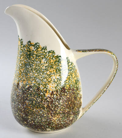 Hawaiian Coral 2 Pint Jug