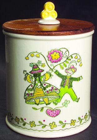 Happy Time Extra Large Canister & Wood Lid