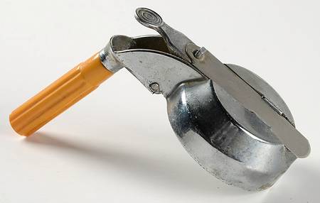 Homespun Metal lid for Syrup