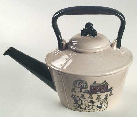 Homestead Provincial Teapot & Lid
