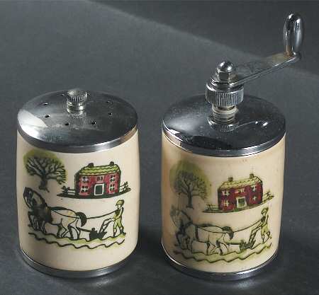 Homestead Provincial Salt Mill & Pepper Mill Set