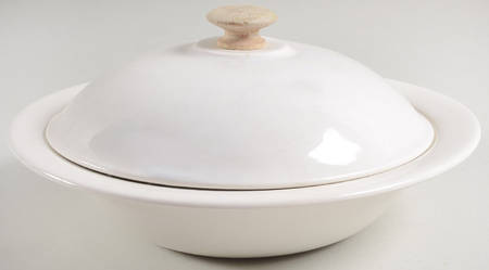 Jamestown Round Covered Vegetable