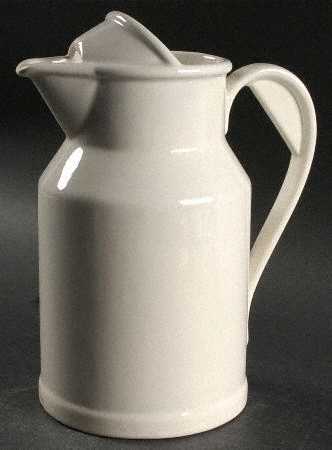 Jamestown 64 Oz Pitcher