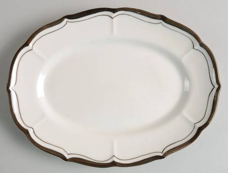 La Mancha White 10" Oval Serving Platter