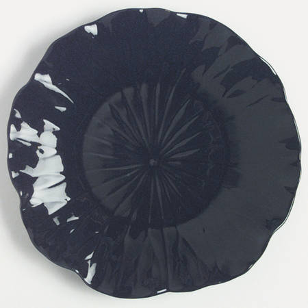 Lotus Black (Glossy) by Metlox - Poppytrail - Vernon
