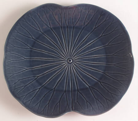 Lotus Medium Blue 15" Oval Serving Platter