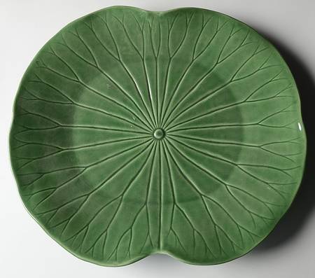 Lotus Evergreen 15" Oval Serving Platter