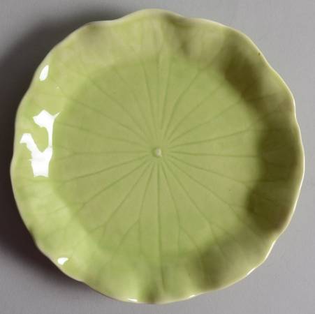 Lotus Fern Green Bread & Butter Plate