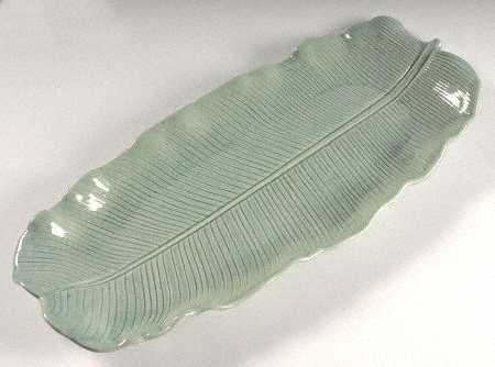 Lotus Jade Green 20" Oval Serving Platter