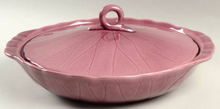 Lotus Plum 2 Qt Round Covered Casserole
