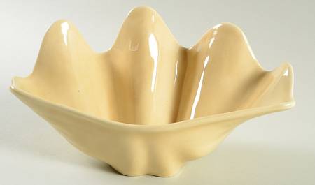 Lotus Sand Shell Shaped Dish