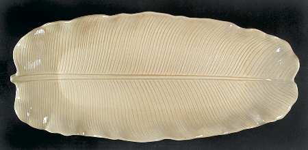 Lotus Sand 20" Oval Serving Platter
