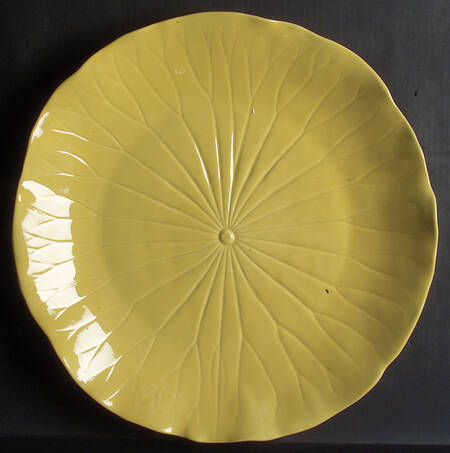Lotus Bright Yellow 17" Chop Plate (Round Platter)