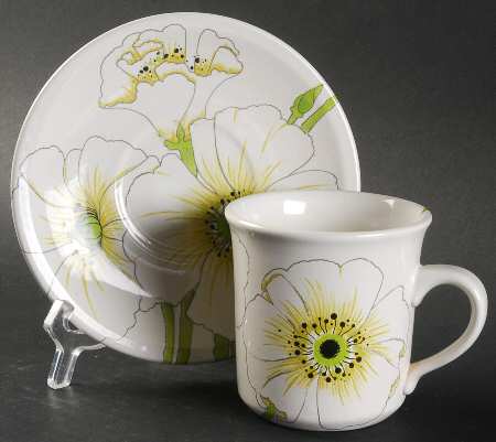 Matilija Flat Cup & Saucer Set