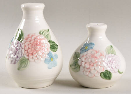 Memories Salt & Pepper Set