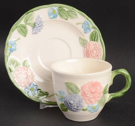 Memories Flat Cup & Saucer Set