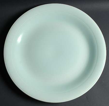 Modern California Pistachio 16" Chop Plate (Round Platter)