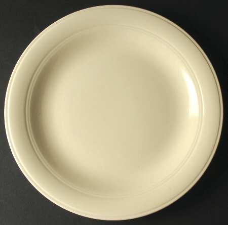 Modern California Straw 12" Chop Plate (Round Platter)