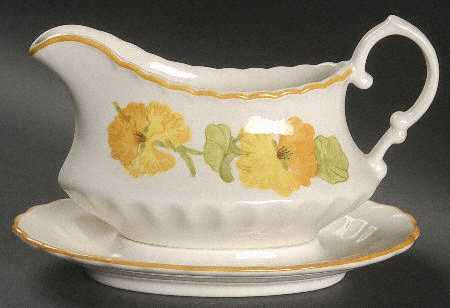 Nasturtium Gravy Boat with Attached Underplate