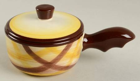 Organdie Chicken Pie Server & Lid