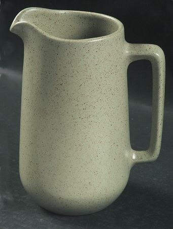 Pepper Tree 32 Oz Pitcher