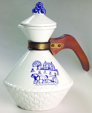 Provincial Blue Carafe & Lid