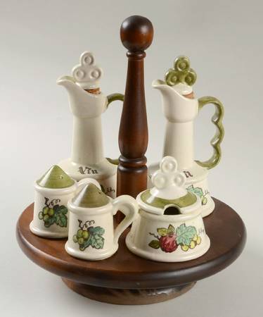 Provincial Fruit Green Condiment Set