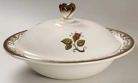 Provincial Rose Round Covered Vegetable