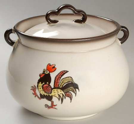 Red Rooster Kettle Casserole & Lid No Metal/Wood Handle