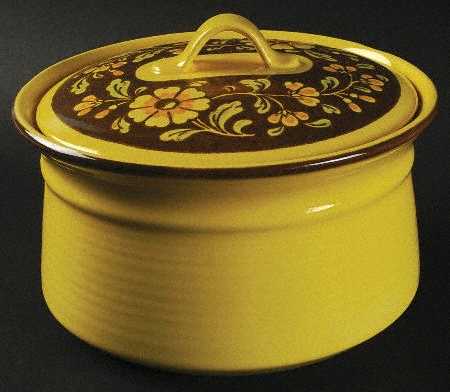 San Clemente Spanish Yellow 2 Qt Round Covered Casserole