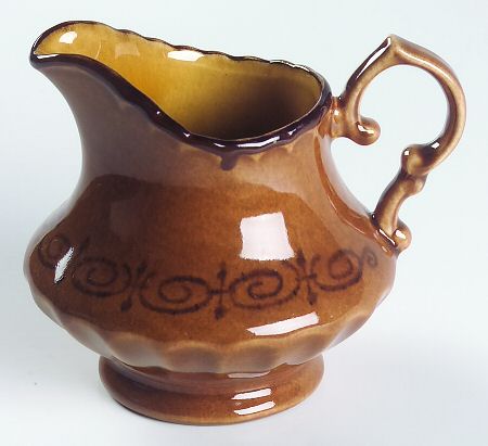 San Fernando Gold Creamer