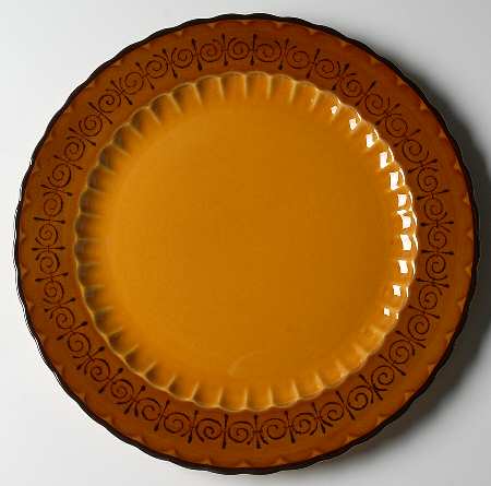 San Fernando Gold 14" Chop Plate (Round Platter)