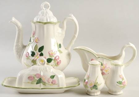 Sculptured Berry Completer Set