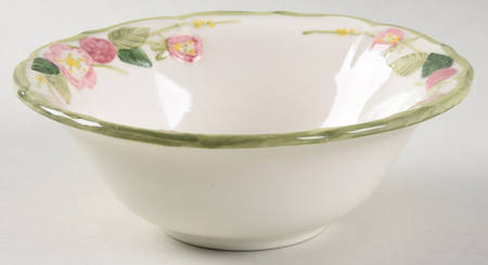 Sculptured Berry Rim Cereal Bowl