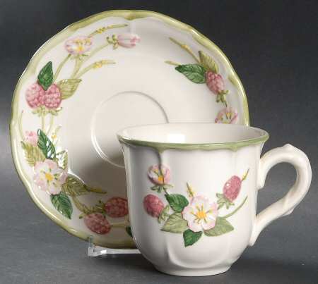 Sculptured Berry Flat Cup & Saucer Set