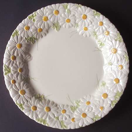 Sculptured Daisy Hors d'Oeuvres Dish