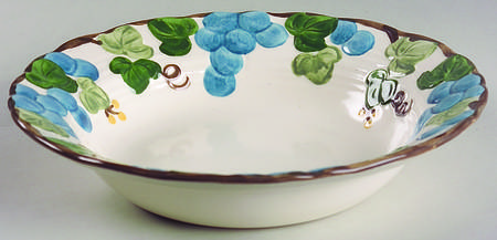 Sculptured Grape Rim Soup Bowl by Metlox - Poppytrail - Vernon