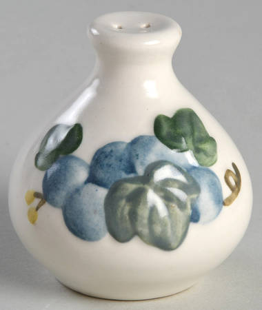 Sculptured Grape Pepper Shaker