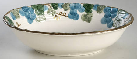 Sculptured Grape 10" Oval Baker