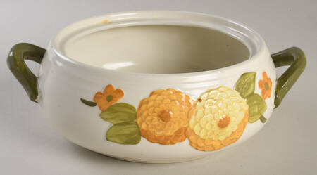 Sculptured Zinnia Round Vegetable No Lid